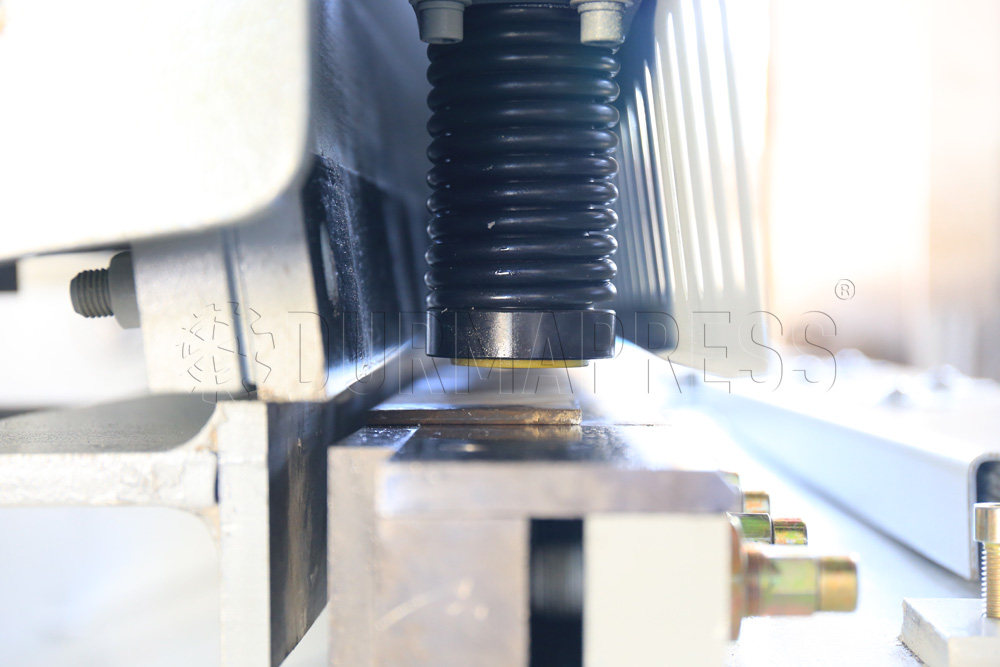 3200 x 12 QC 12Y máquinas hidr - Woodworking Qc avaliação e preço